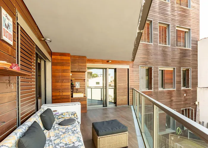 Guesthost - Modern With Large Terrace Апартаменты *
